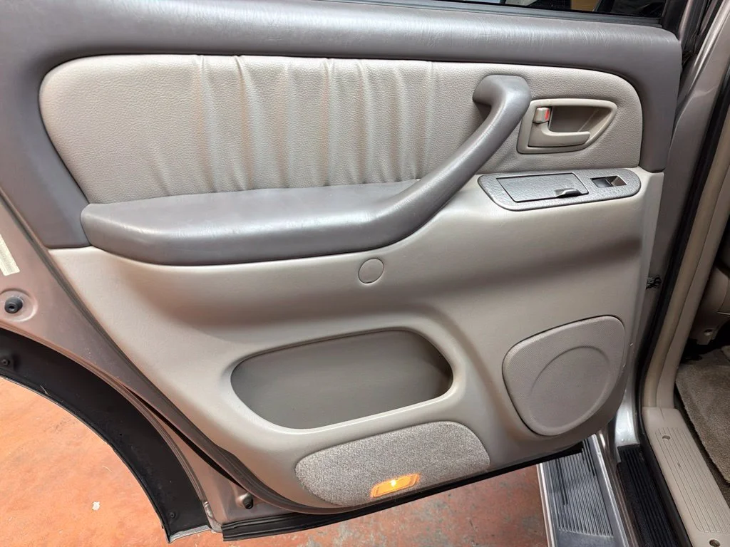 Used 2004 Silver Sky Metallic Toyota Limited image 31
