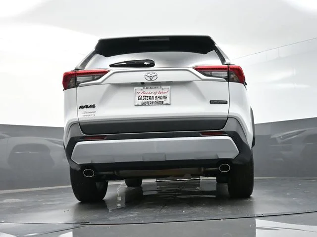 Used 2022 White Toyota Adventure image 43
