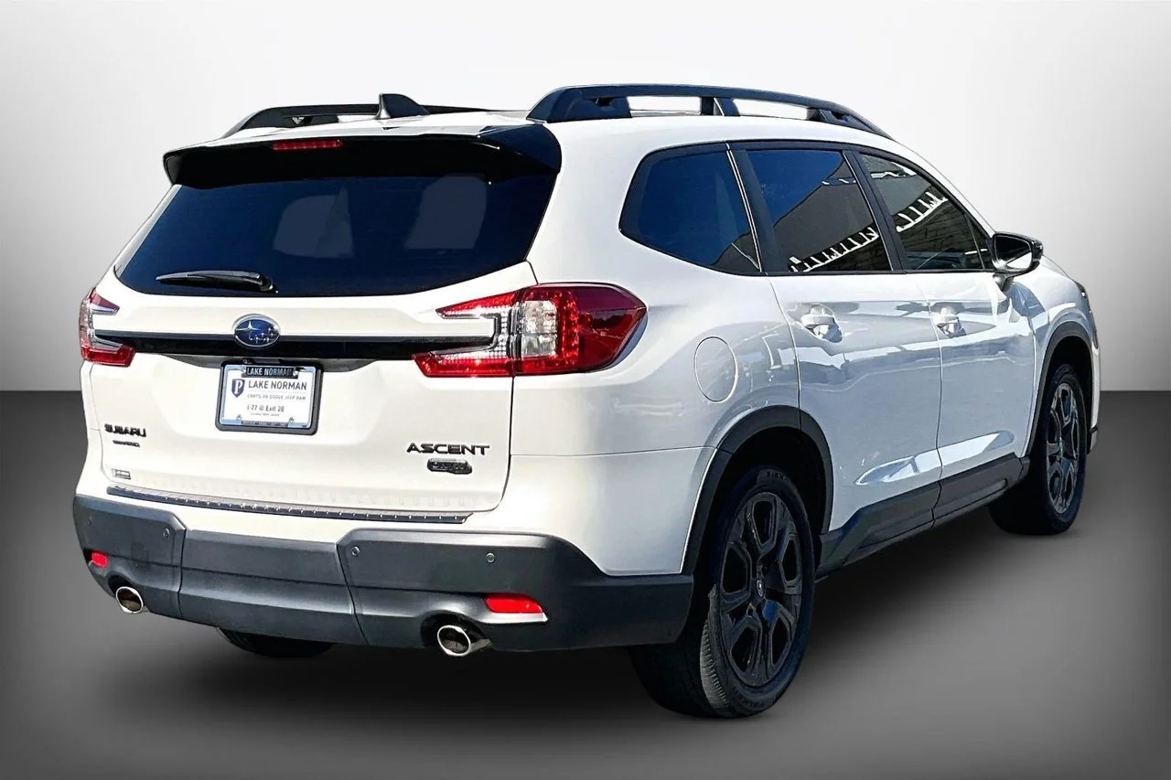 Used 2024 White Subaru Onyx Edition image 8