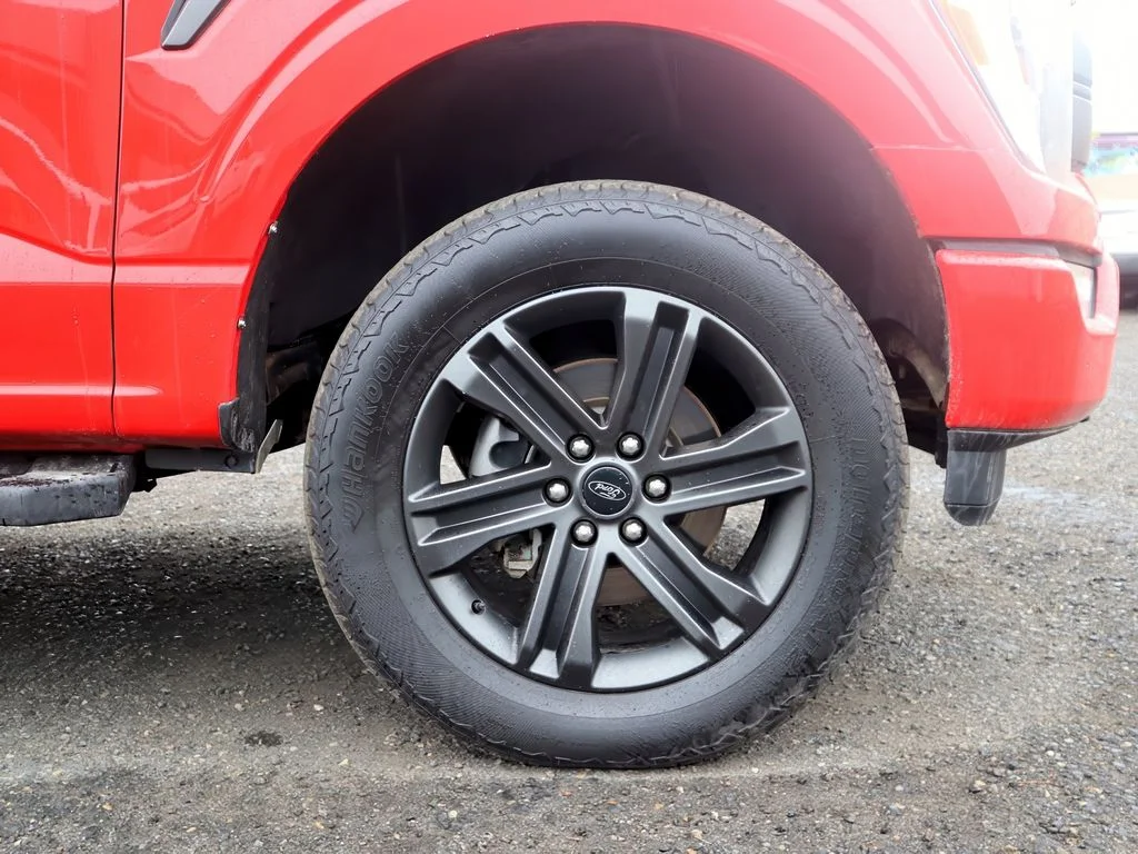 Used 2021 Race Red Ford LARIAT image 27