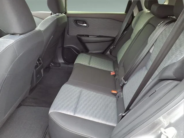 Used 2023 Gray Nissan SV image 14