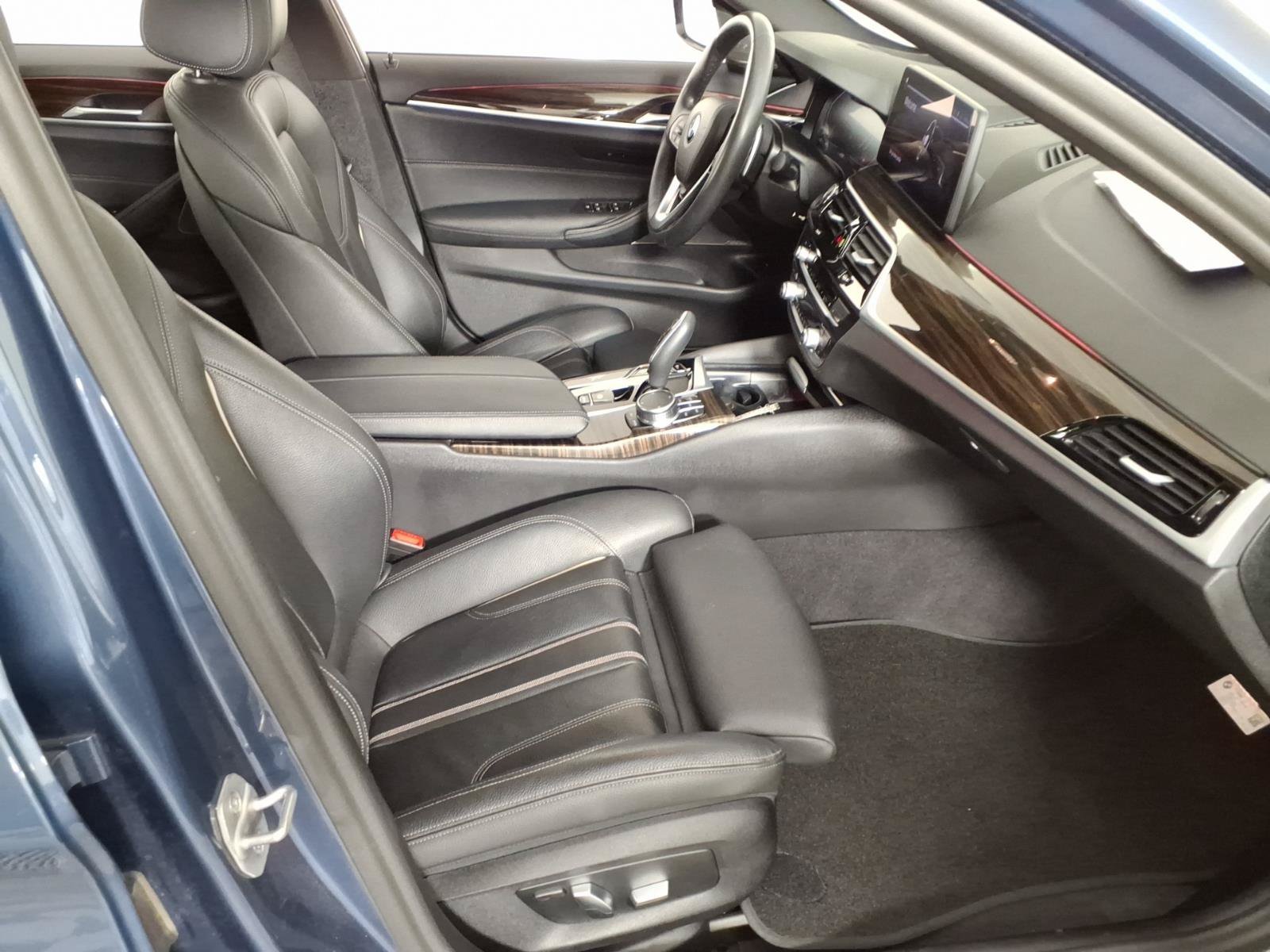 Used 2023 Arctic Race Blue Metallic BMW 530i xDrive image 9