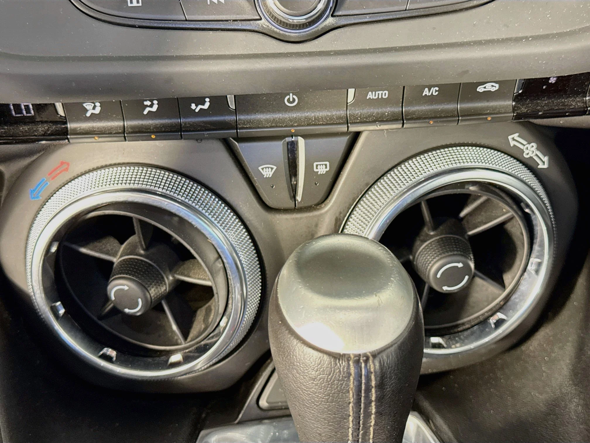 Used 2022 BLACK Chevrolet 1LT image 15