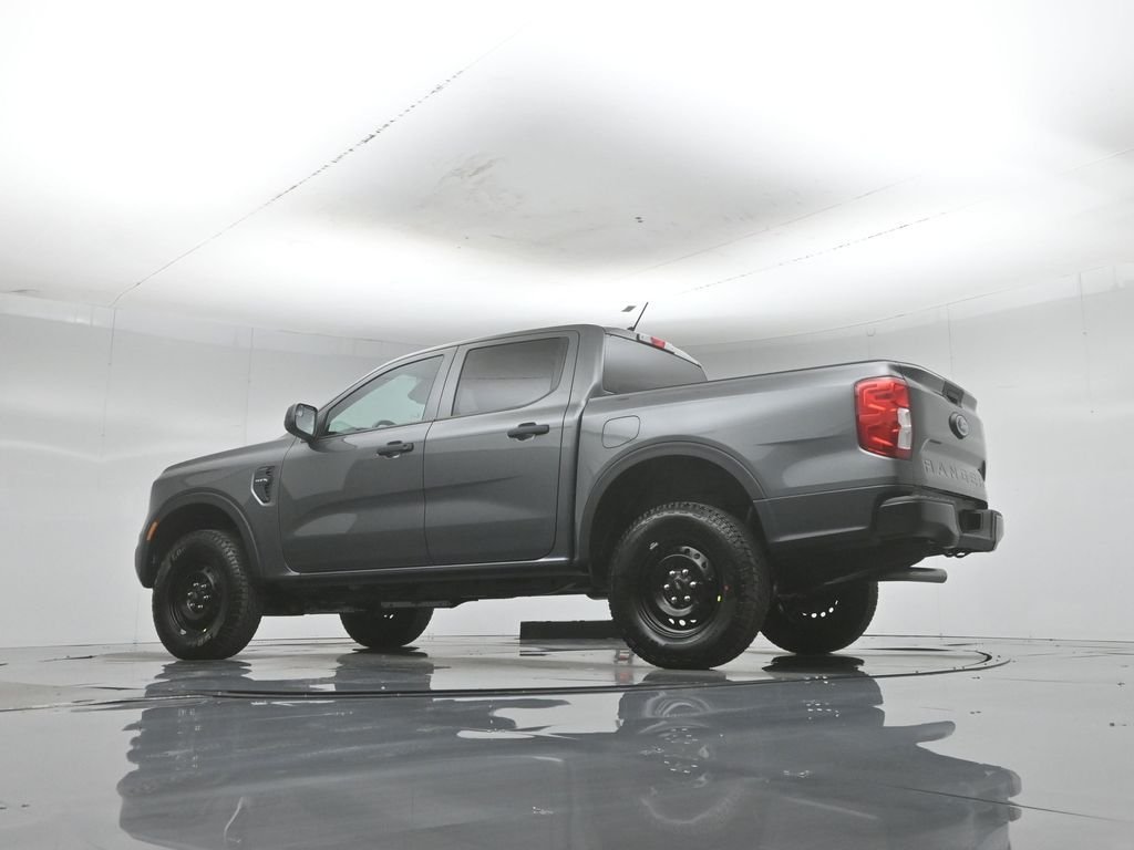 New 2026 Gray Ford XL image 3