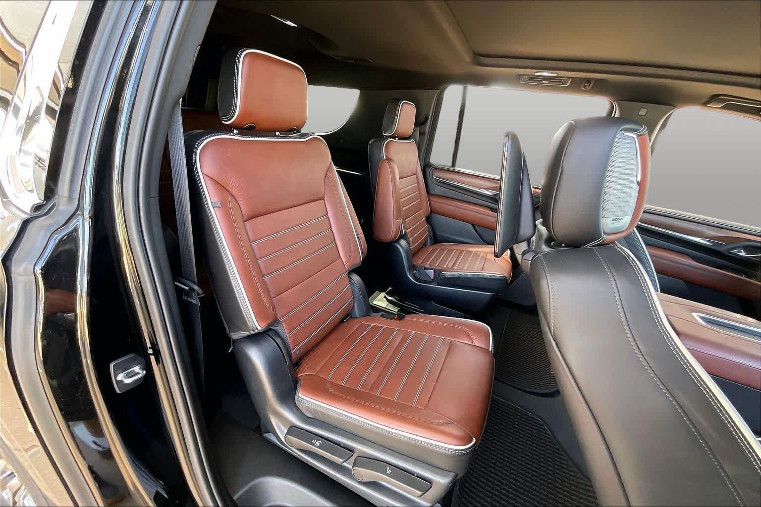 Used 2023 Onyx Black GMC Denali Ultimate image 20