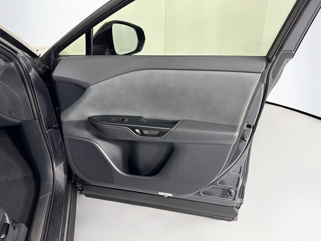 New 2026  Lexus 350e image 26