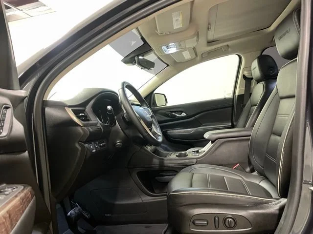 Used 2023 Hunter Metallic GMC Denali image 19
