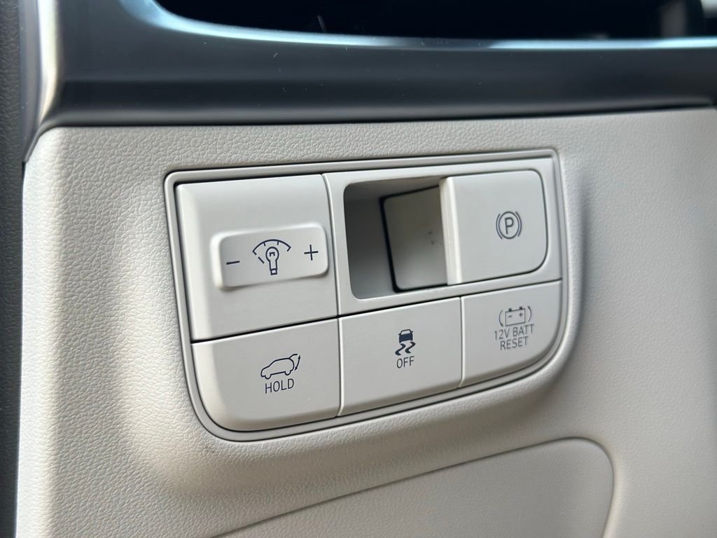 Used 2026 Gray Hyundai Limited image 32
