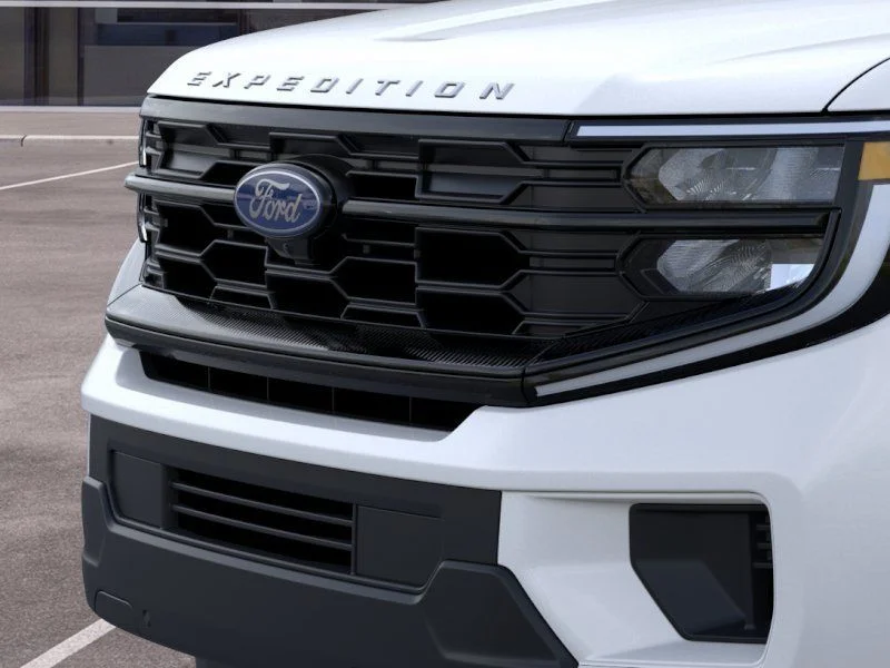 New 2026 Star White Metallic Tri-Coat Ford Active image 17
