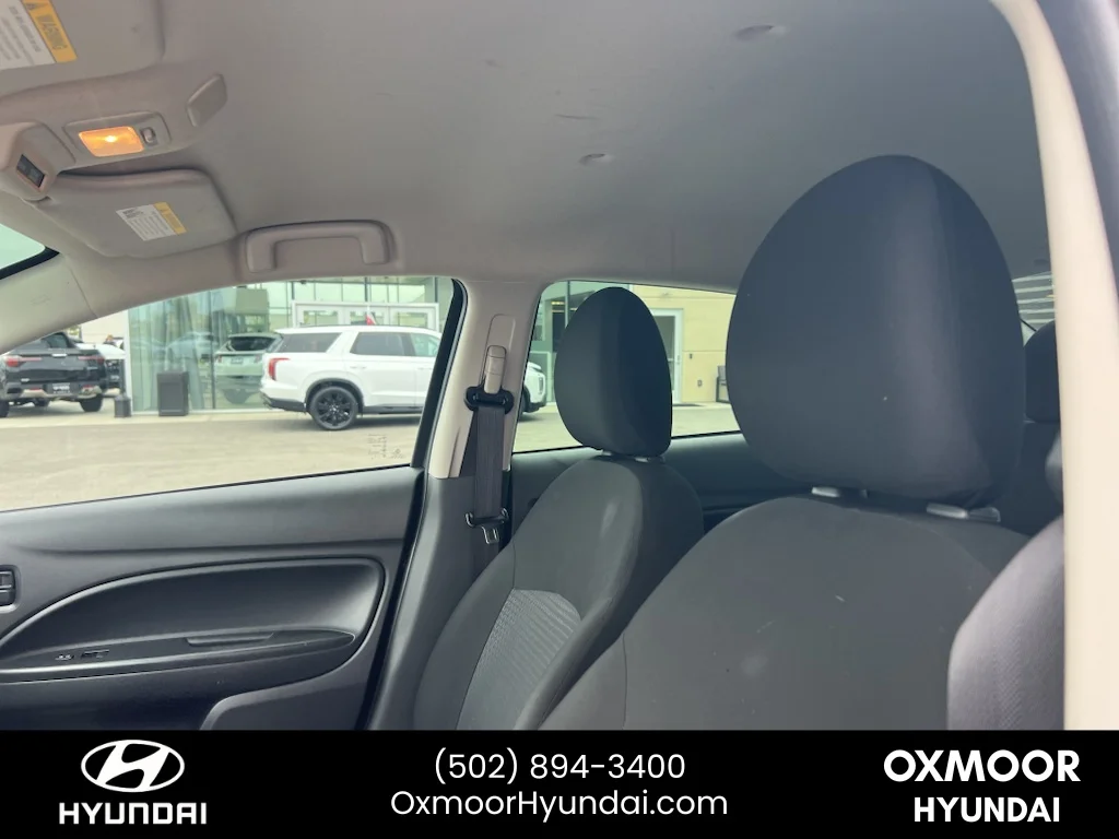 Used 2023 Mystic Black Metallic Mitsubishi LE image 4