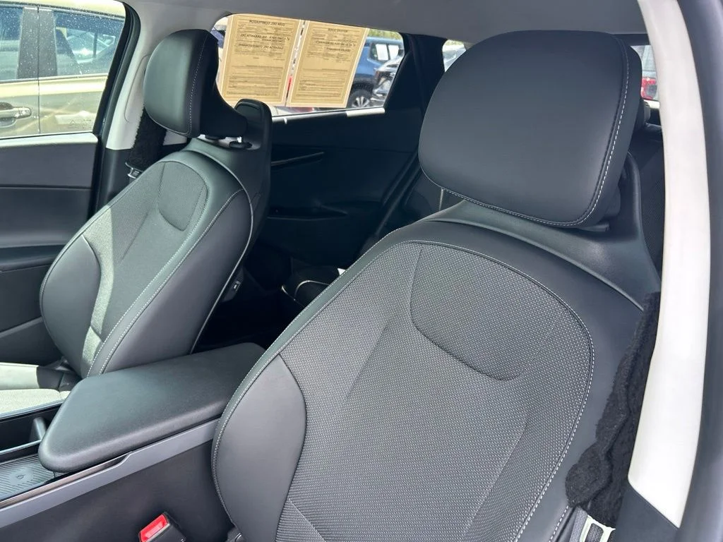Certified Used 2026 Midnight Black Kia Light image 20