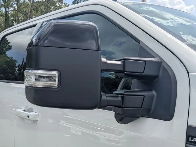 New 2026 Star White Metallic Tri-Coat Ford F-250® Lariat® image 12