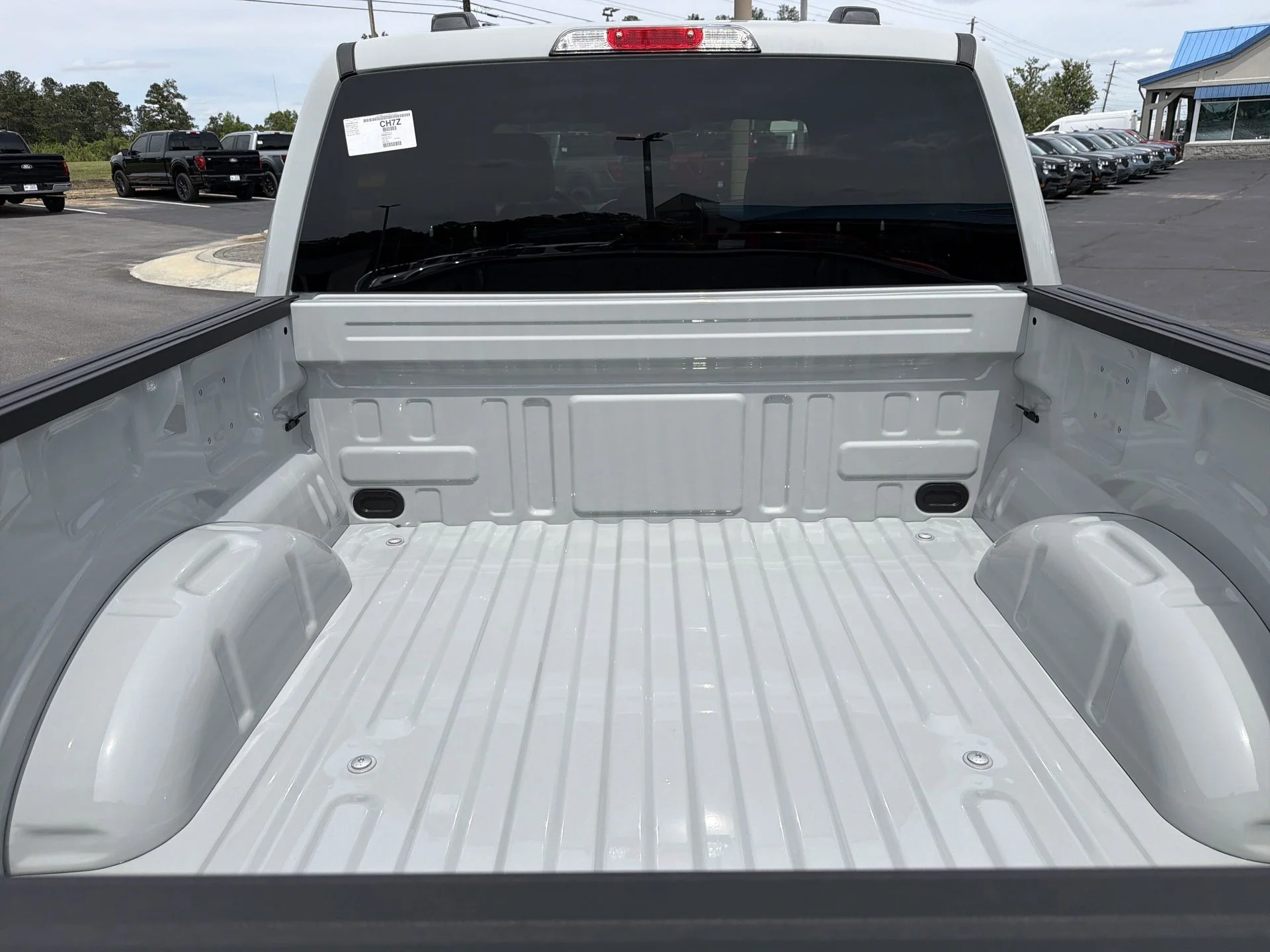 New 2026 Avalanche Ford Lariat® image 28