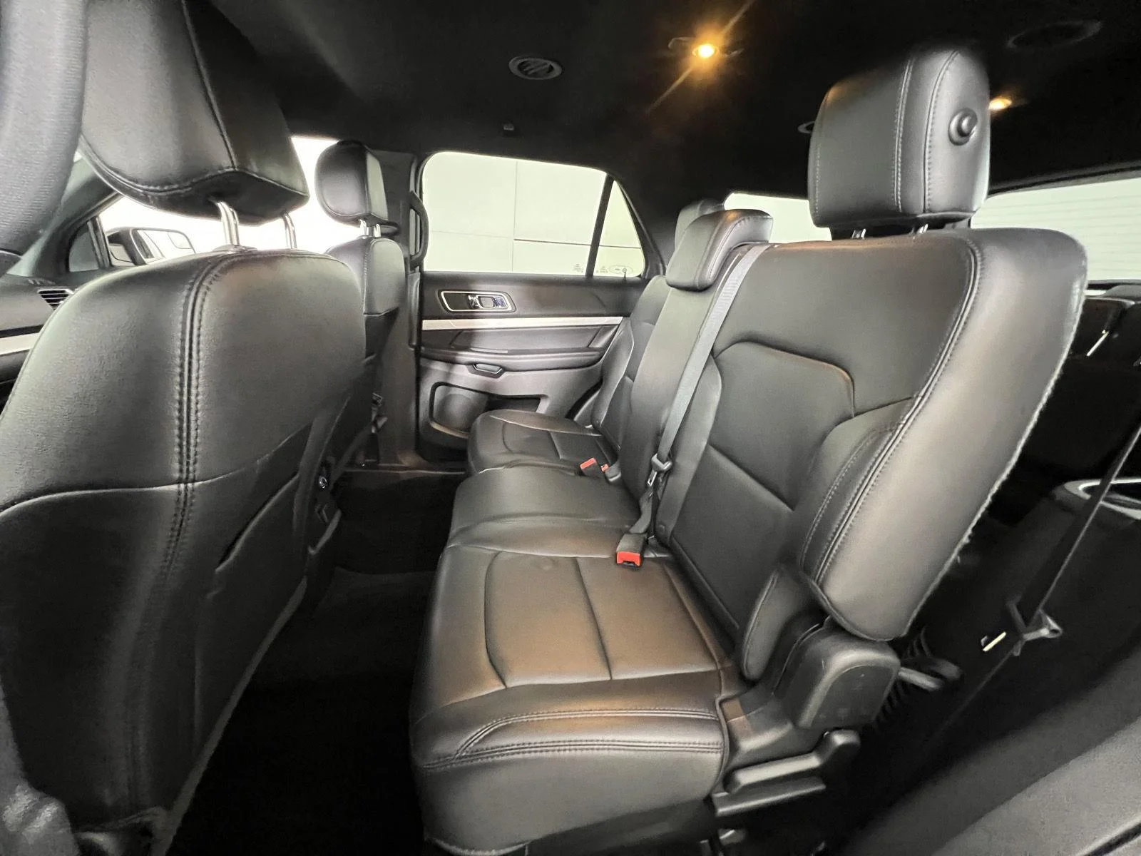 Used 2017 Shadow Black Ford XLT image 20