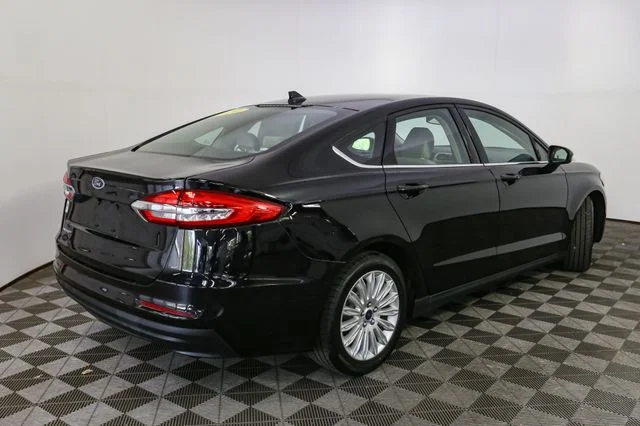 Used 2020 Black Ford S image 11