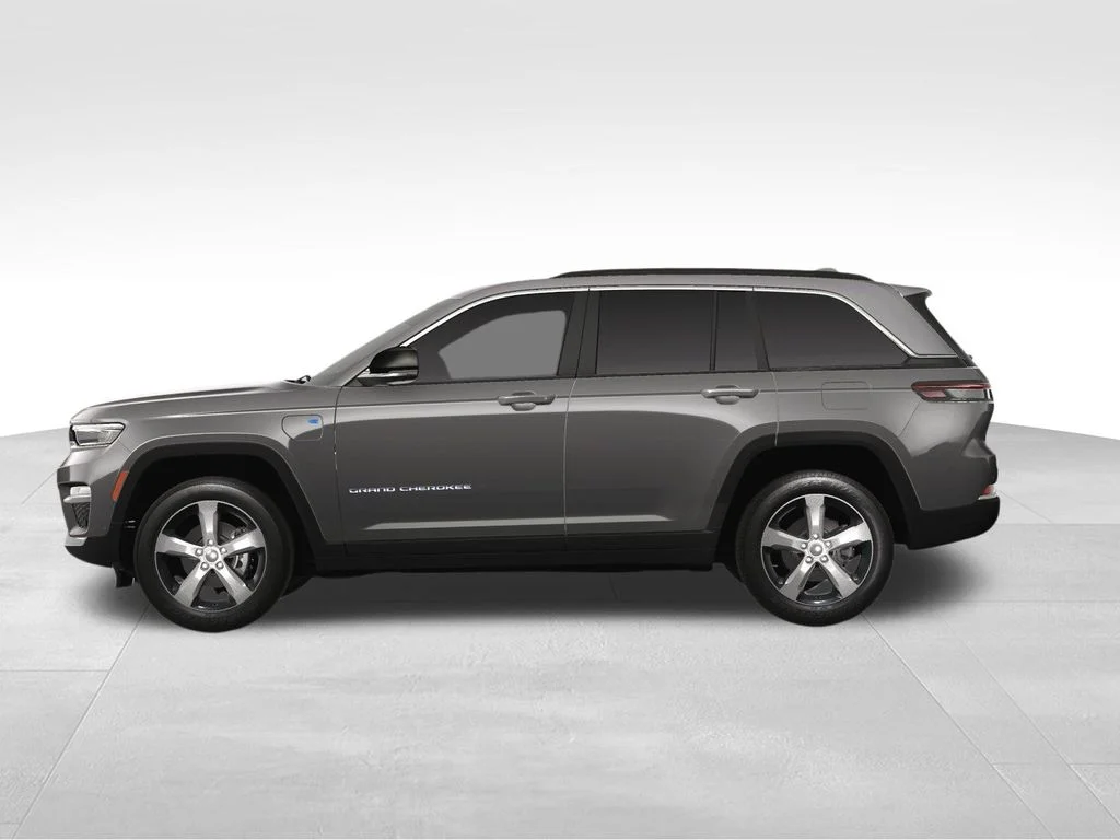 New 2024 Baltic Gray Metallic Clearcoat Jeep 4xe image 3