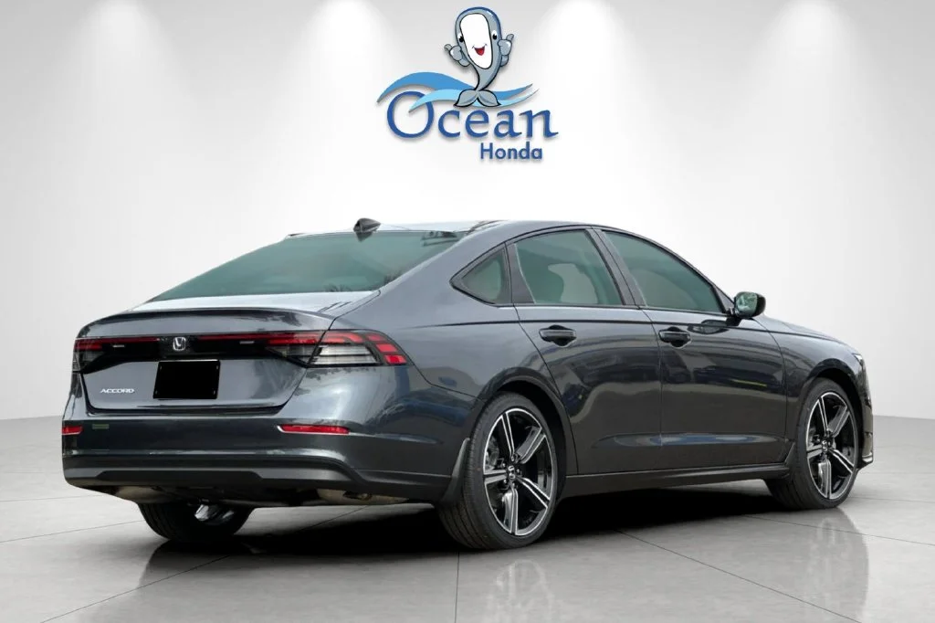 New 2026 Meteorite Gray Metallic Honda SE image 7