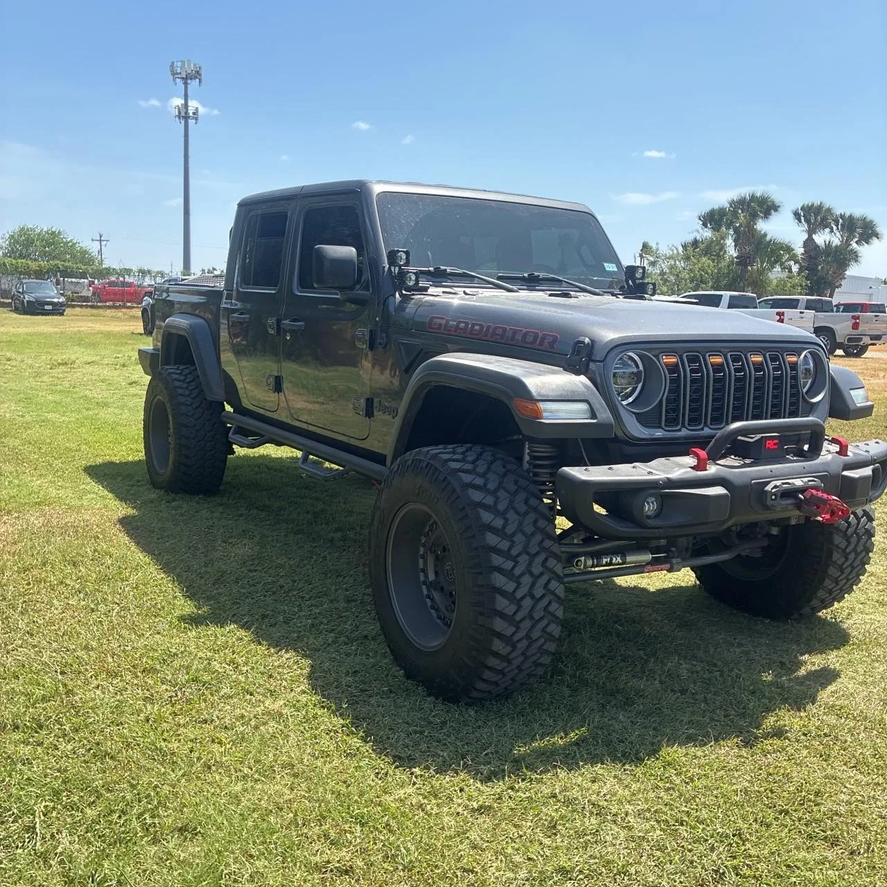 Used 2020 GRAY Jeep Sport S image 7