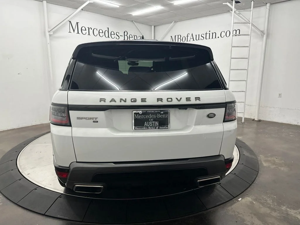 Used 2022 White Land Rover HSE Silver Edition image 6