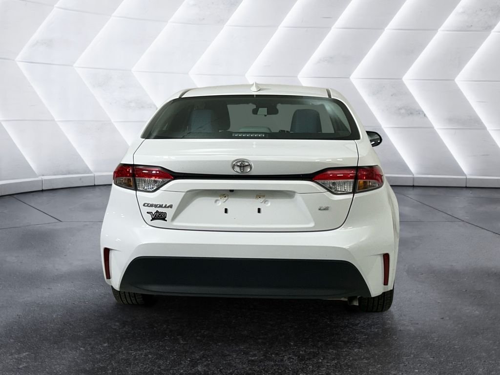 Used 2023 White Toyota LE image 5