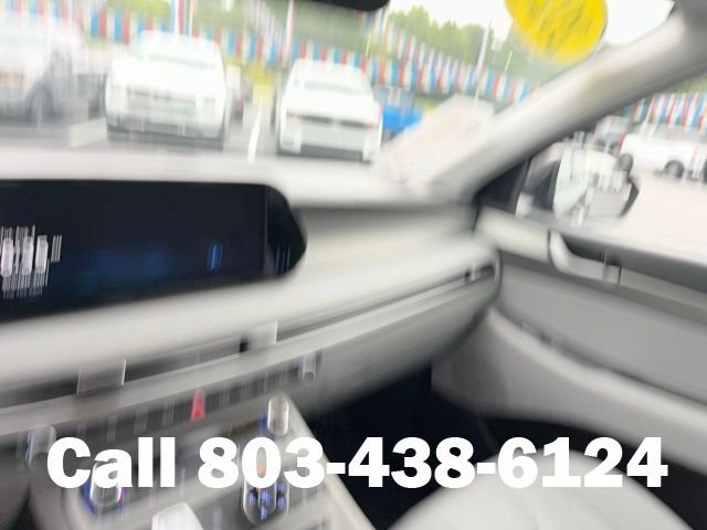 Used 2025 Black Hyundai SEL image 27