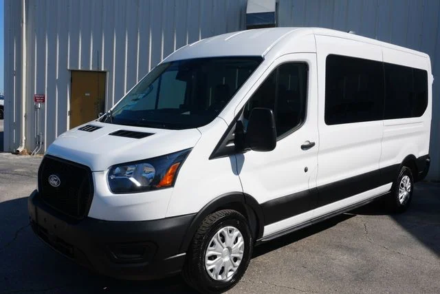 New 2026 Oxford White Ford Passenger Van XL image 6