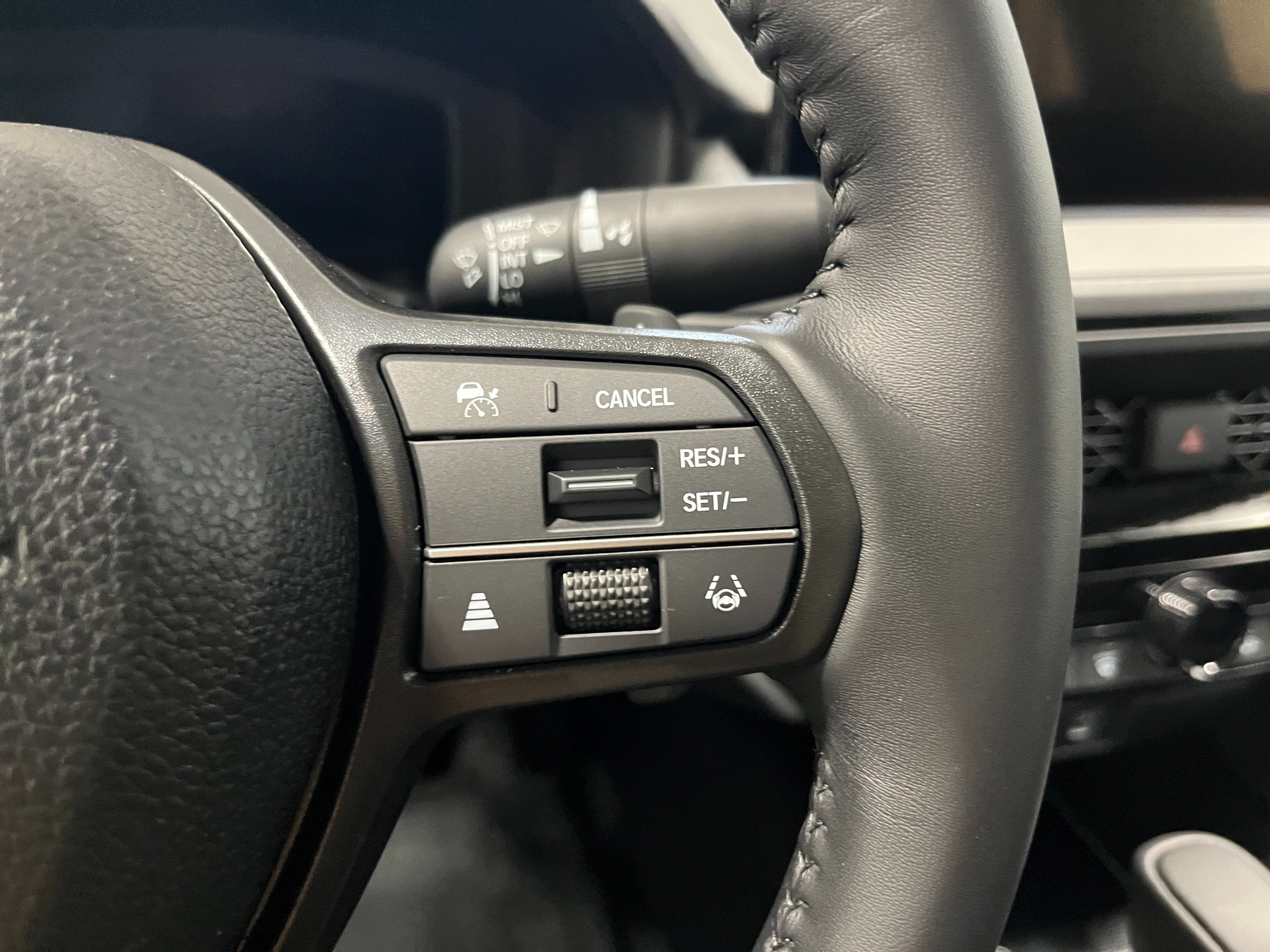 New 2026 Urban Gray Pearl Honda EX-L image 17