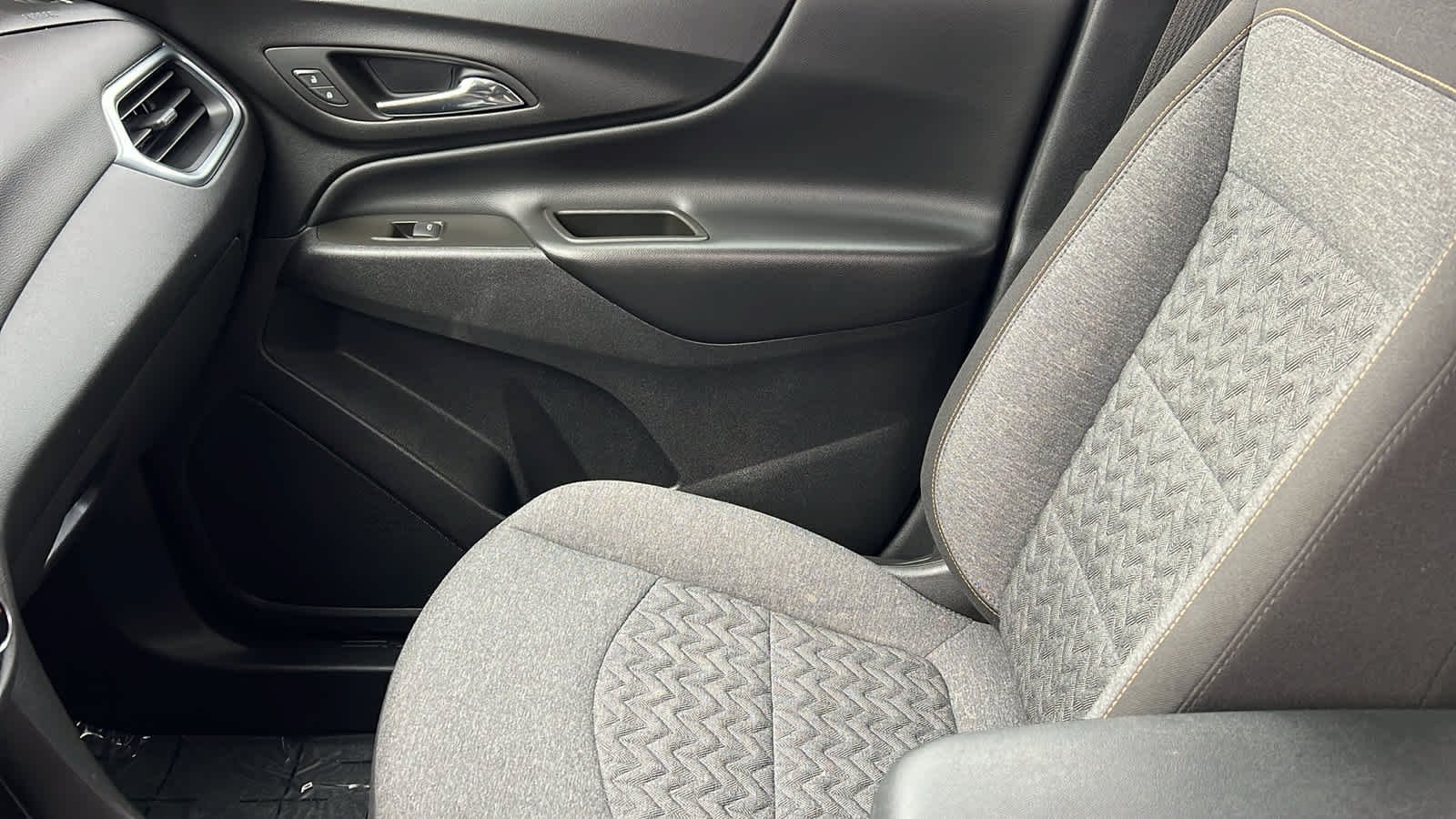 Used 2024 Sterling Gray Metallic Chevrolet LT image 12