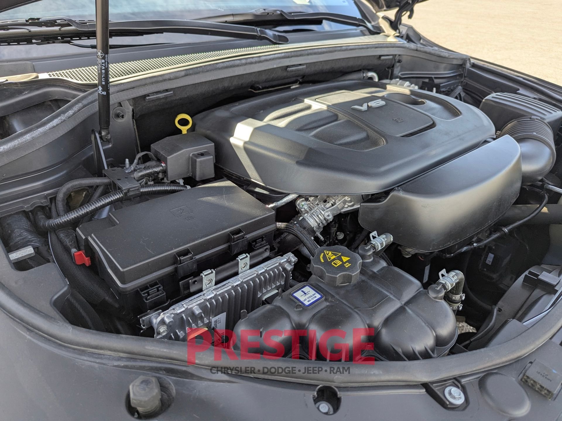 Used 2018 Gray Dodge SXT image 30
