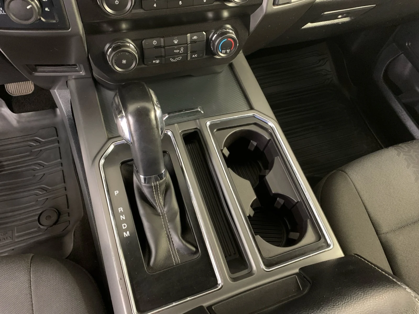 Used 2019 White Ford XLT image 15