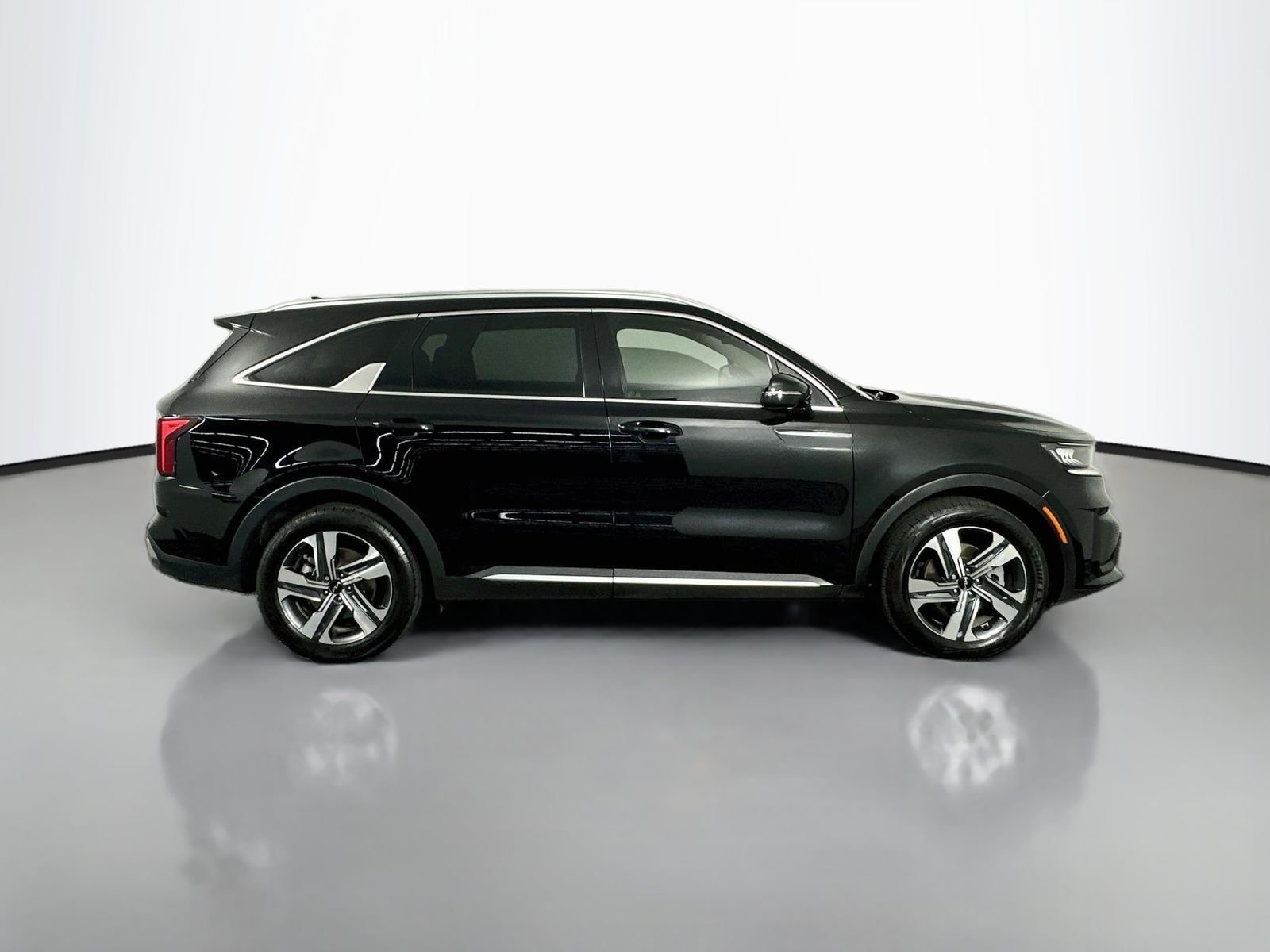 Used 2023 Aurora Black Kia EX image 8