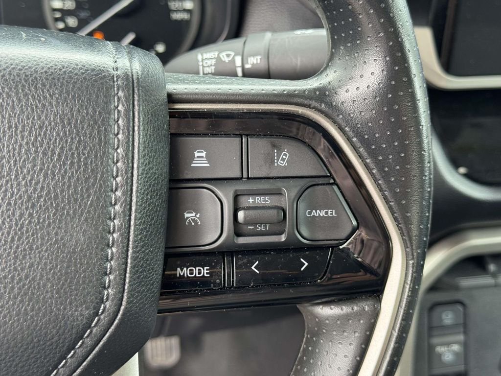 Used 2024  Toyota SR5 image 12