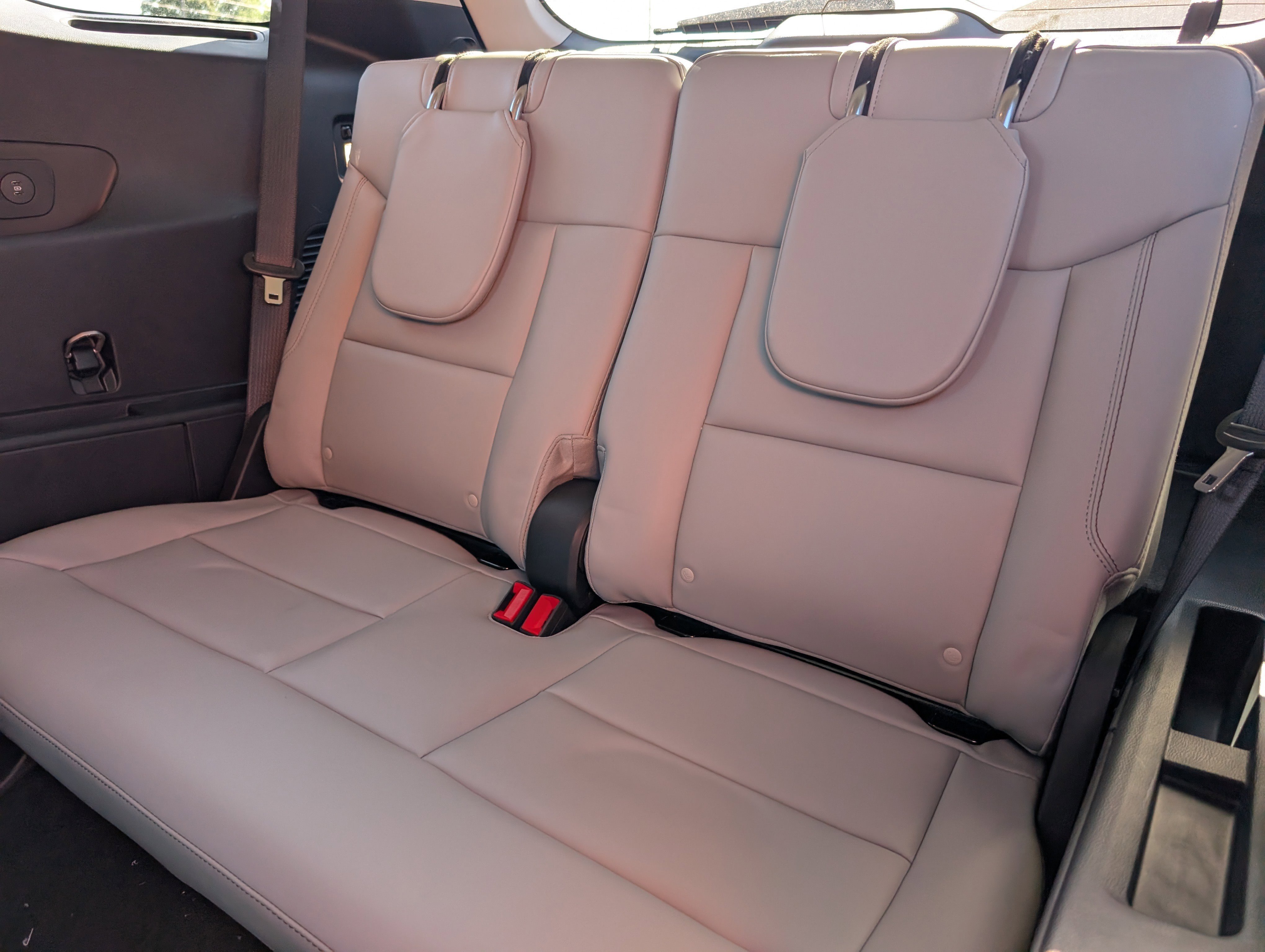 New 2026 Star White Metallic Tri-Coat FORD Active image 15