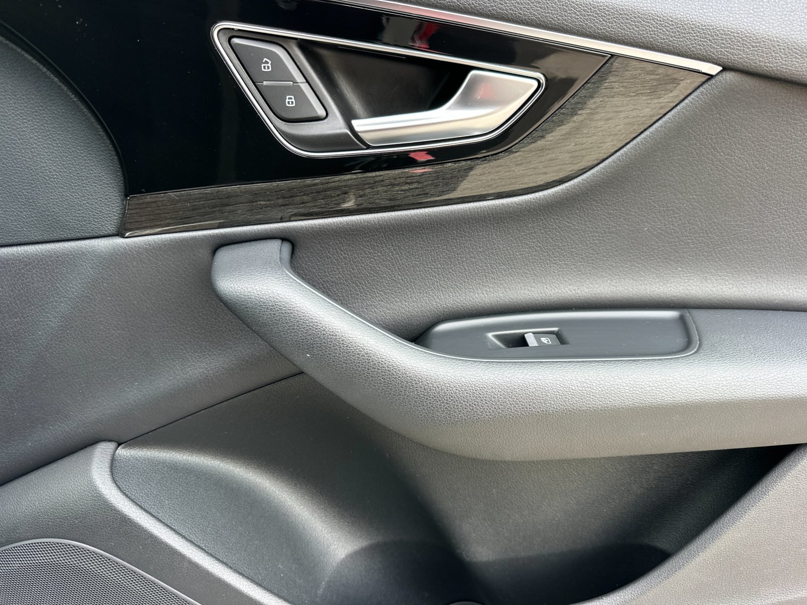 Used 2019  Audi 55 Prestige image 20