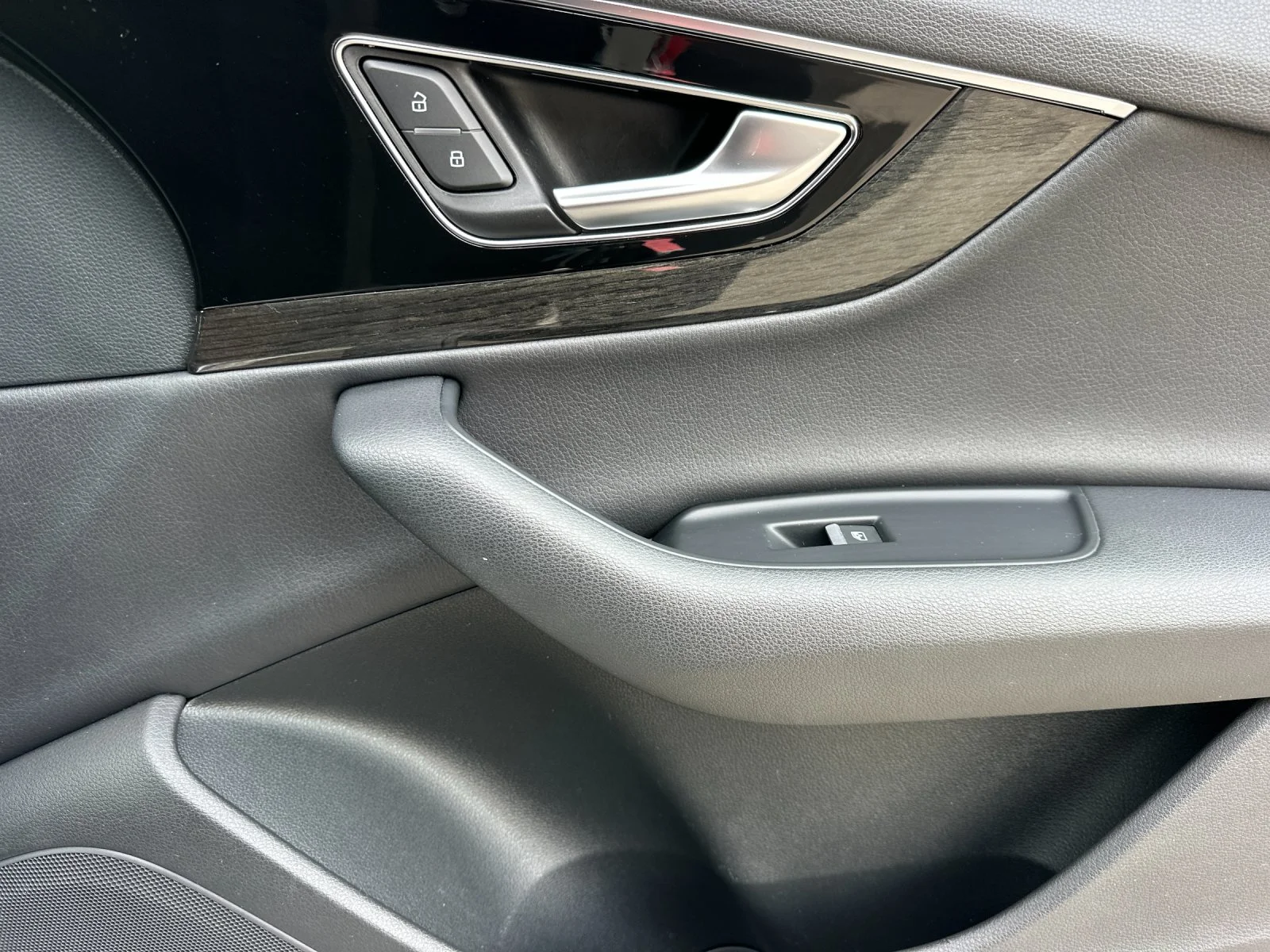 Used 2019  Audi 55 Prestige image 20