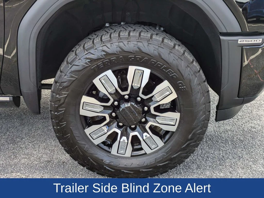 Used 2026 Onyx Black GMC Denali image 12