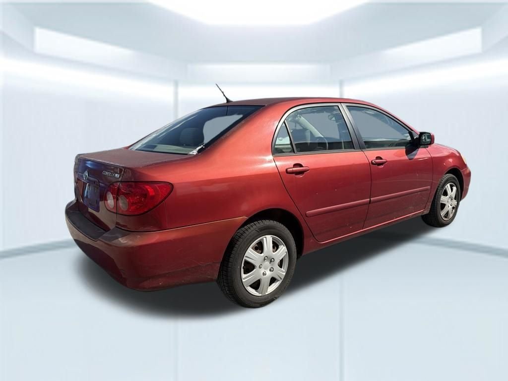 Used 2006 Red Toyota LE image 21