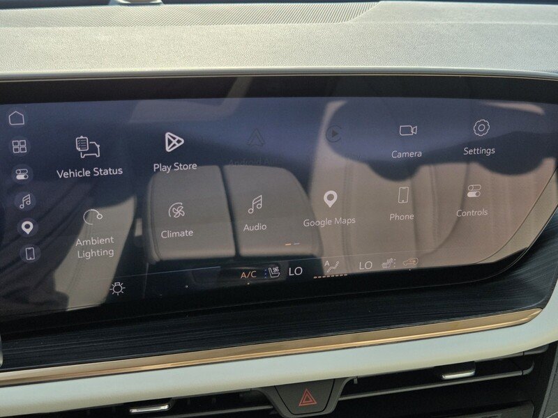 Used 2024 White Frost BUICK AWD 4DR AVENIR image 26
