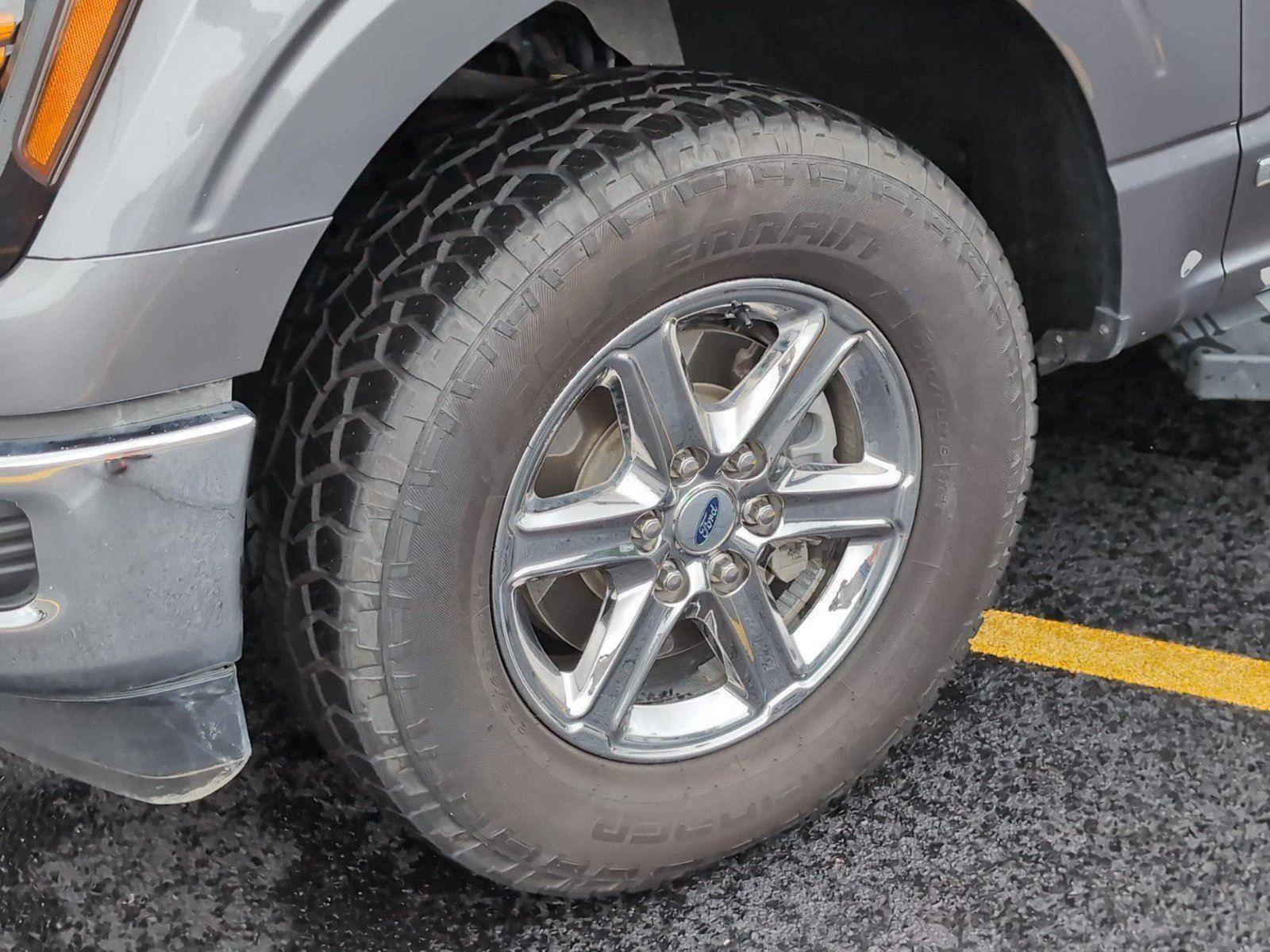 Used 2024 Carbonized Gray Ford XLT image 11