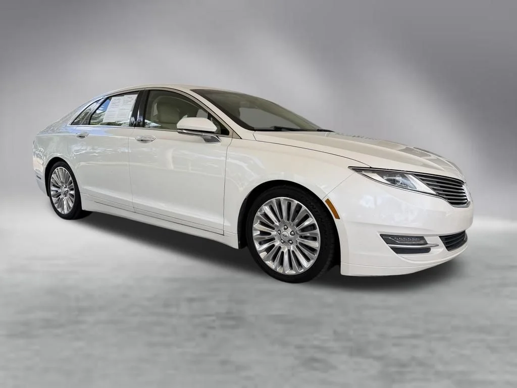 Used 2014 Lincoln MKZ Base with VIN 3LN6L2G99ER808660 for sale in Davie, FL