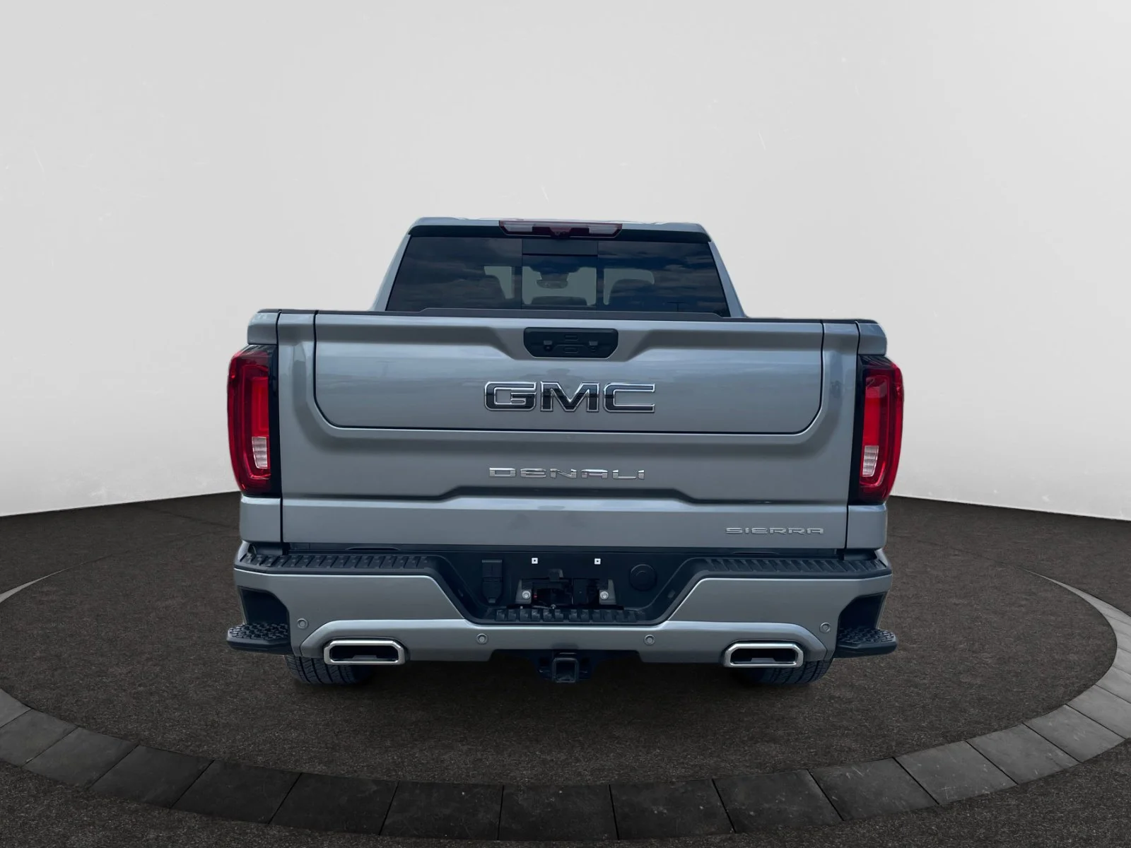 Used 2024 Gray GMC Denali Ultimate Crew Cab image 4