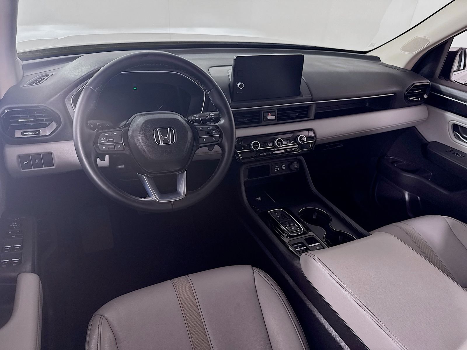 2025 Honda Pilot EX-L - Photo 18