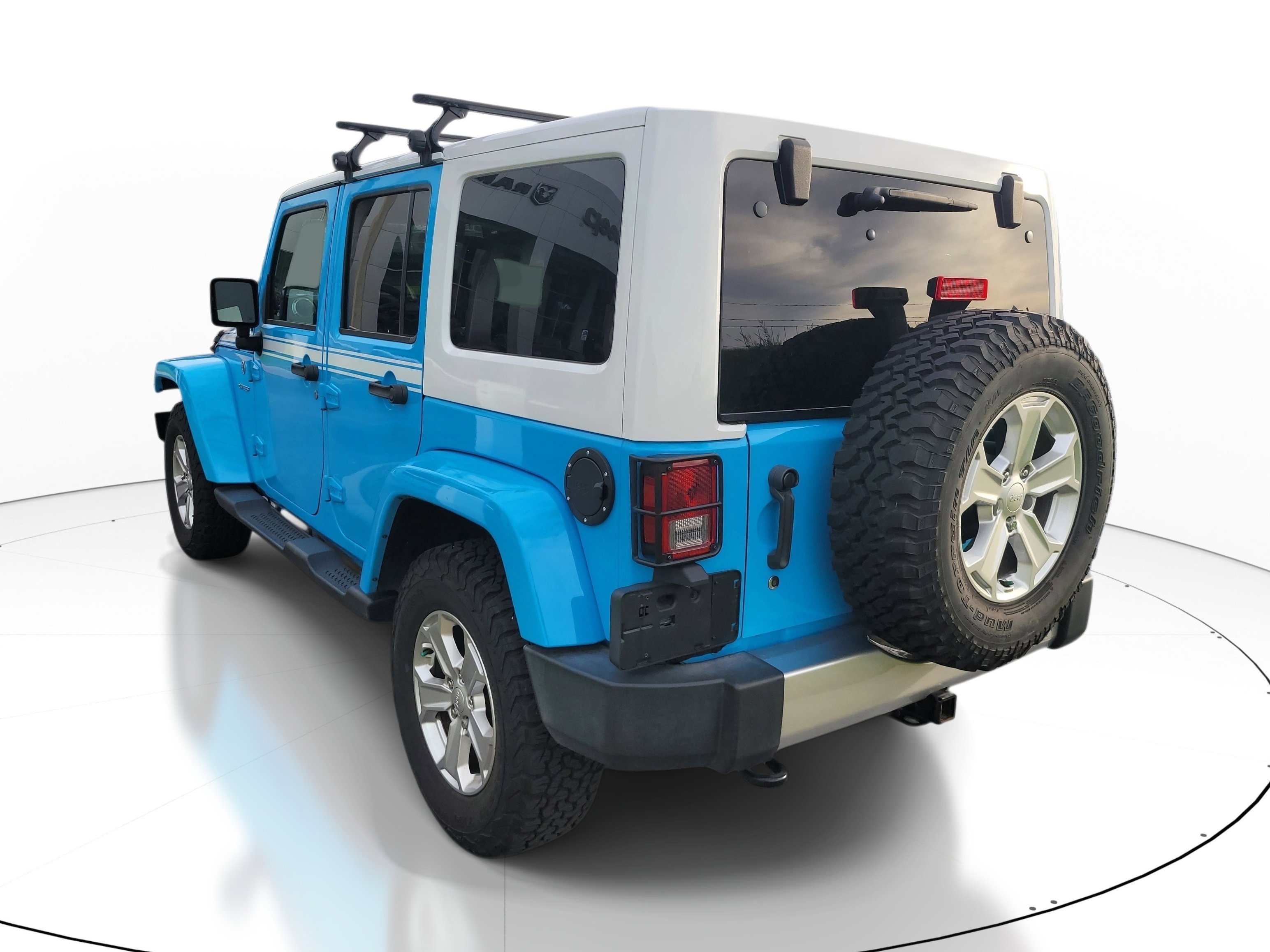 Used 2017 Chief Clearcoat Jeep Chief Edition image 6