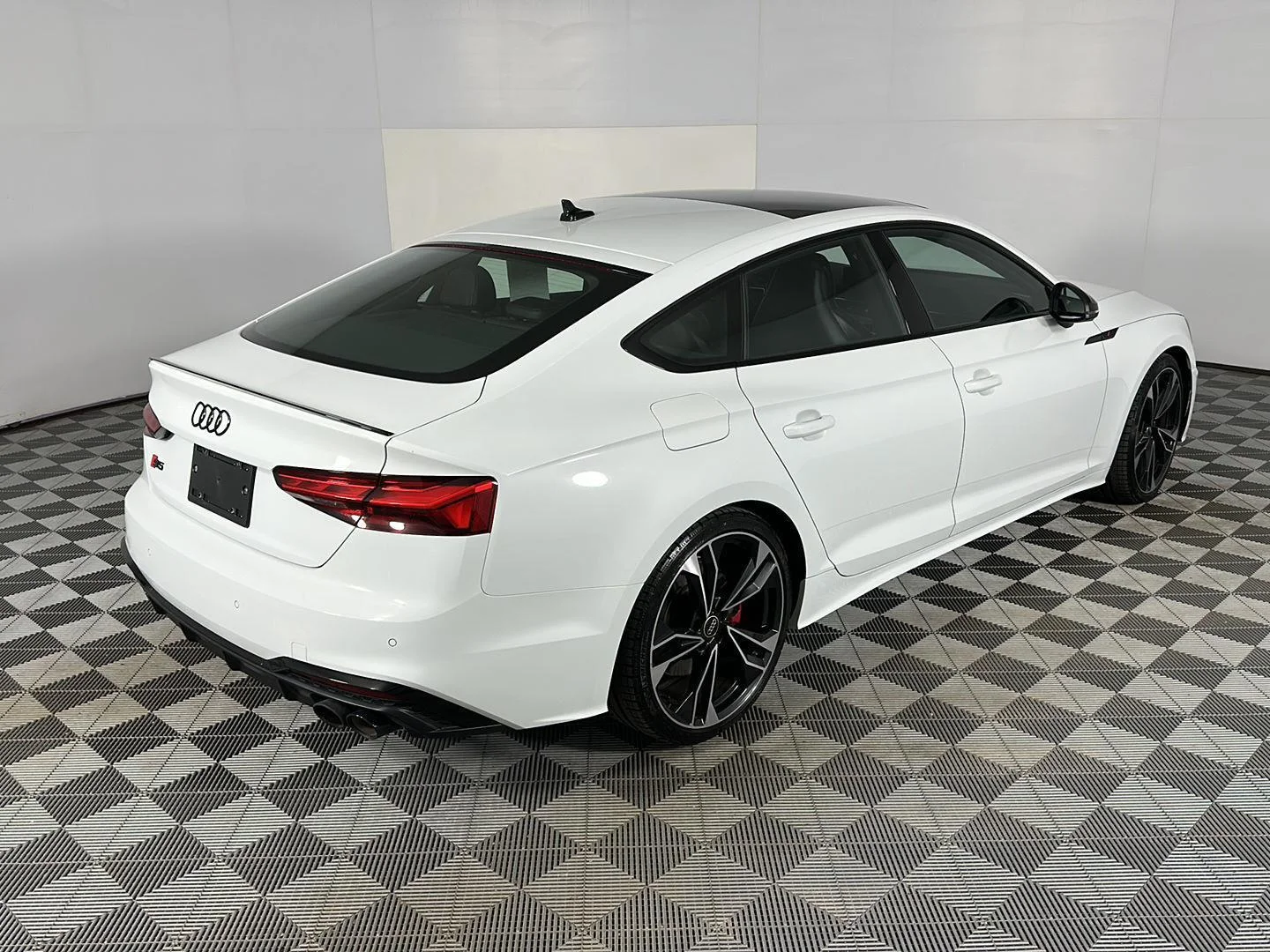 Used 2024 Glacier White Metallic Audi Premium Plus image 8