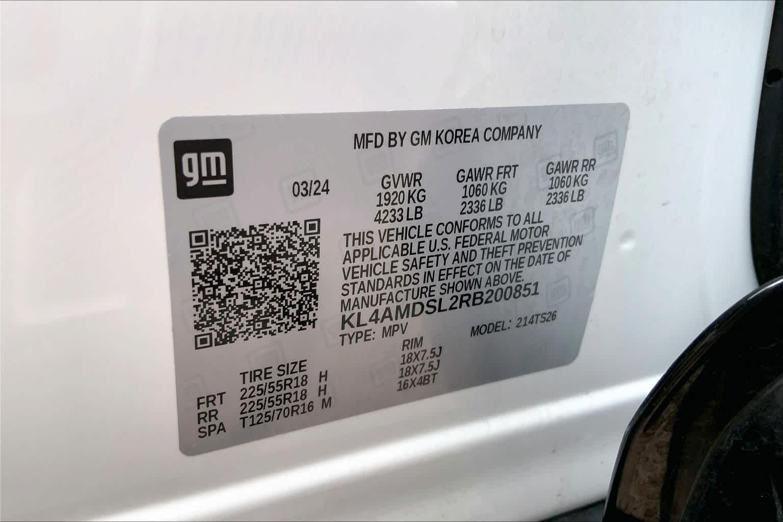 Used 2024 Summit White Buick Sport Touring image 37