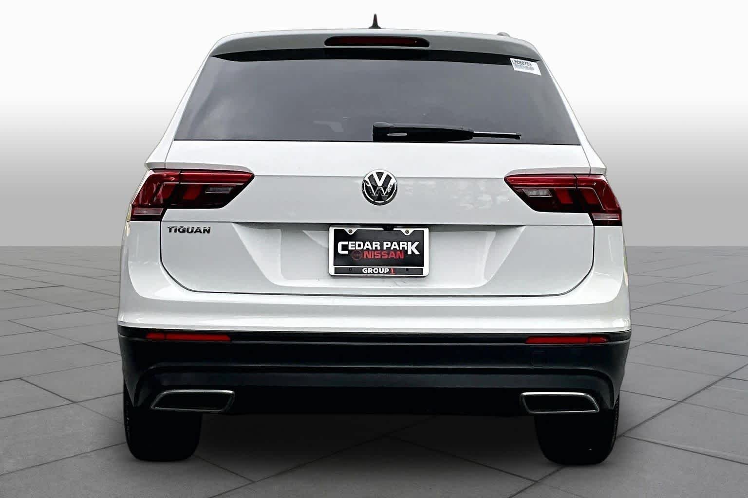 Used 2020 Pure White Volkswagen S image 5
