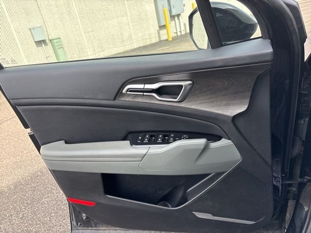 Certified Used 2024 Ebony Black Kia X-Line image 26