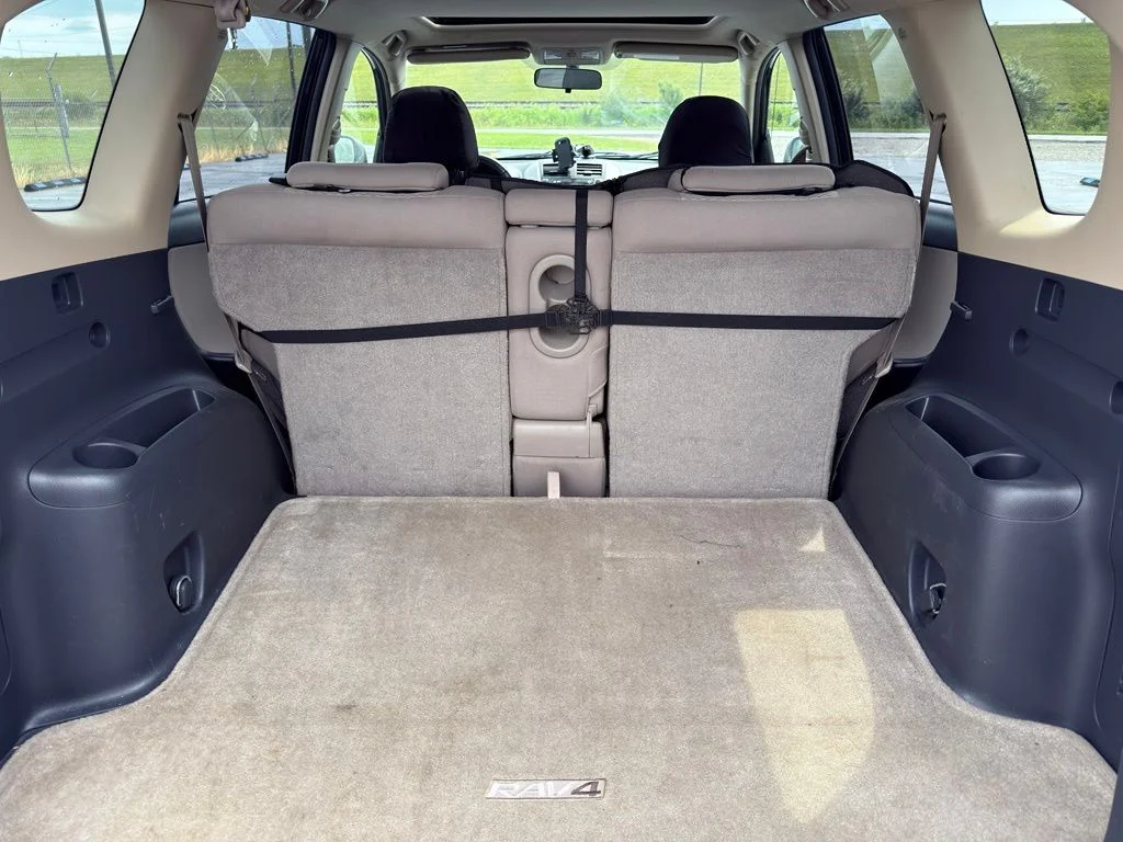 Used 2007 Black Toyota Limited image 22
