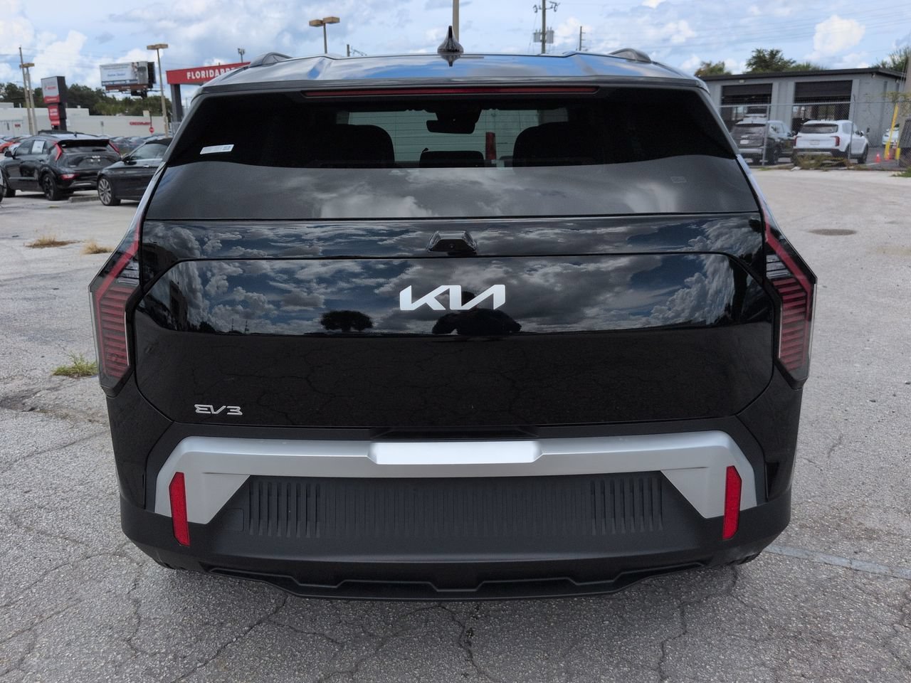 New 2027 Aurora Black Pearl Kia Wind image 5