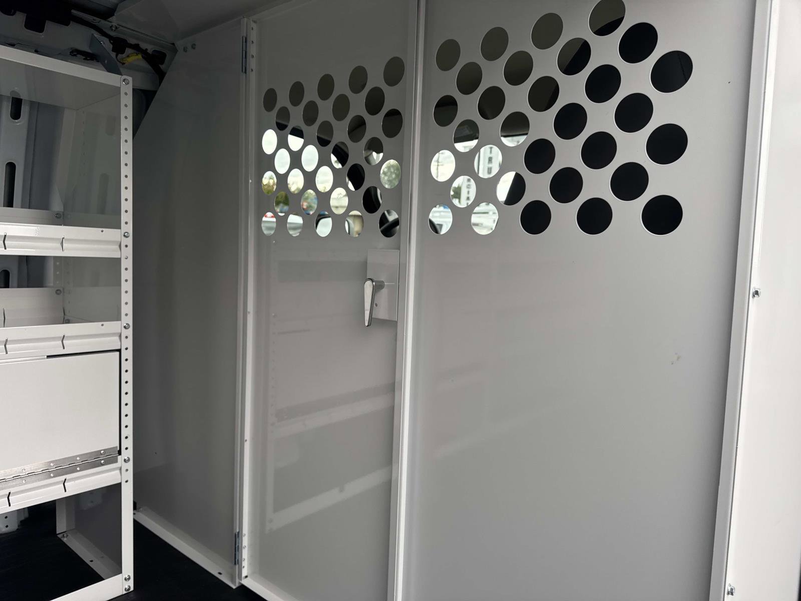 2025 GMC Savana Cargo Work Van - Photo 25